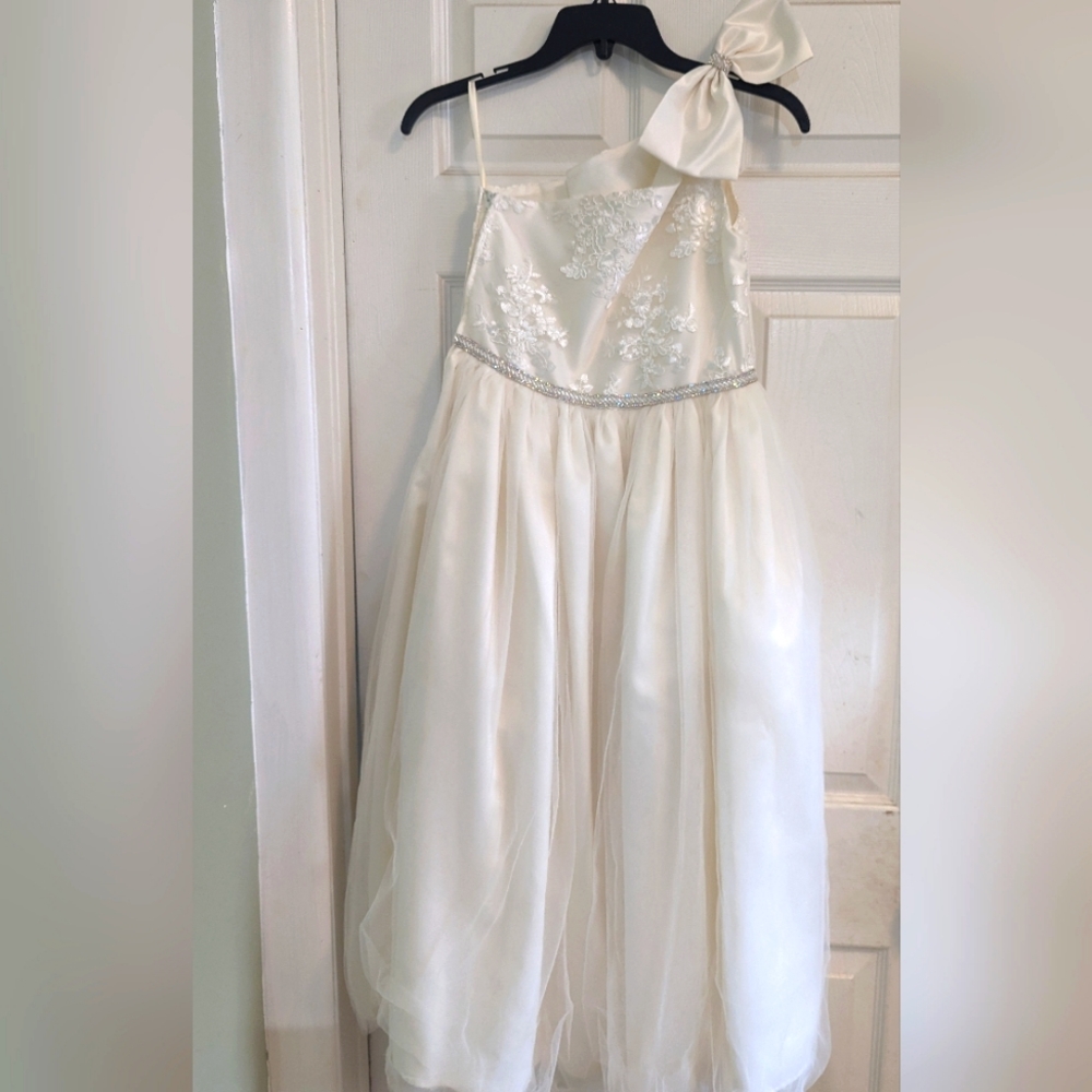 One shoulder flower girl dress